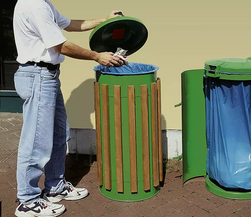 abfallbehaelter-ulundi__shoKAT0063326 abfallbehaelter-ulundi__shoKAT0063326