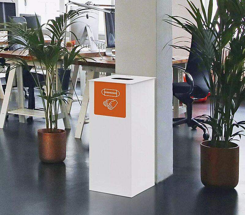 Abfallbehälter VESPUCCI mit Aufkleber in RAL 2004 reinorange