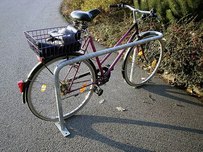 anlehnbuegel-albany__shoKAT0017765 anlehnbuegel-albany__shoKAT0017765