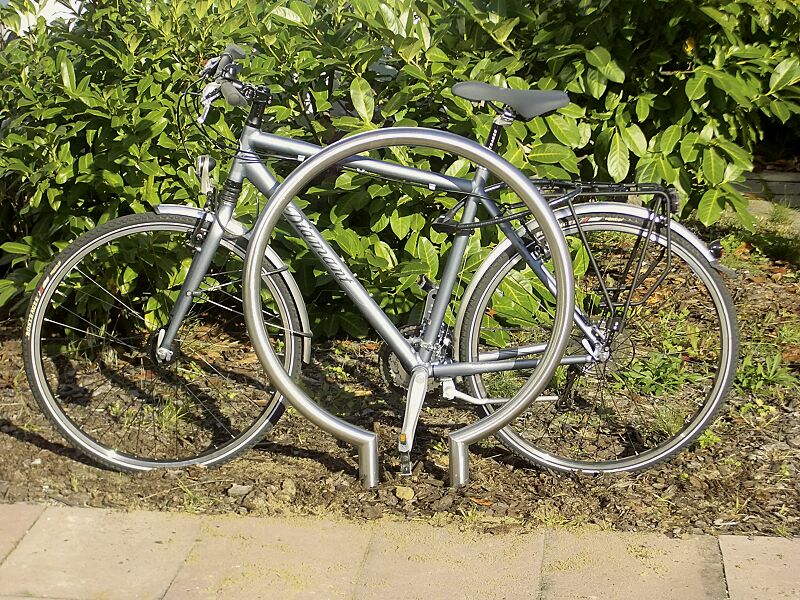 anlehnbuegel-avignon__shoKAT0009319 anlehnbuegel-avignon__shoKAT0009319