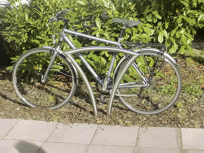 anlehnbuegel-canberra__shoKAT0013450 Anlehnbügel CANBERRA zum Einbetonieren