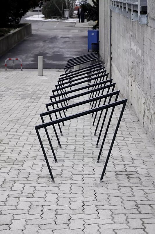 Anlehnbügel EDGETYRE, Breite 965 mm, in RAL 7016 anthrazitgrau