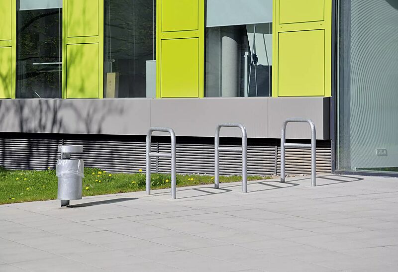 anlehnbuegel-florida__shoKAT0072533 Anlehnbügel FLORIDA mit Quersteg, feuerverzinkt