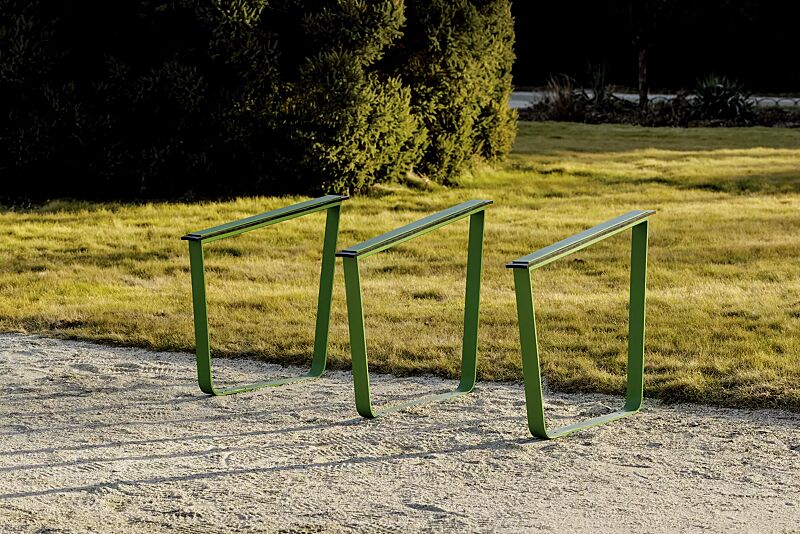 Anlehnbügel IGLAU, Breite 900 mm, in RAL 6010 grasgrün