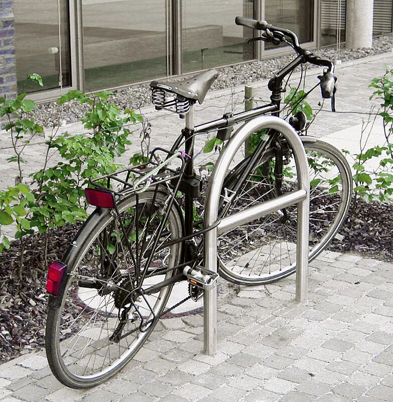 Anlehnbügel LIVORNO mit Quersteg, zum Einbetonieren, Edelstahl