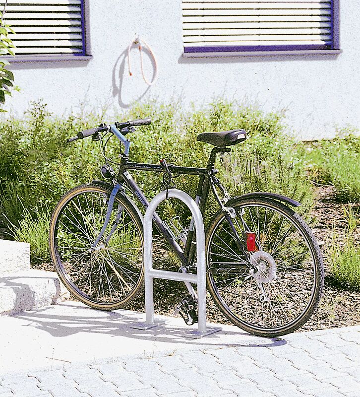 Anlehnbügel MONTANA mit Quersteg, zum Aufdübeln, feuerverzinkt