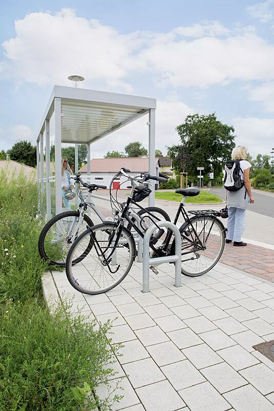 Anlehnbügel MONTANA mit Quersteg, zum Einbetonieren, feuerverzinkt