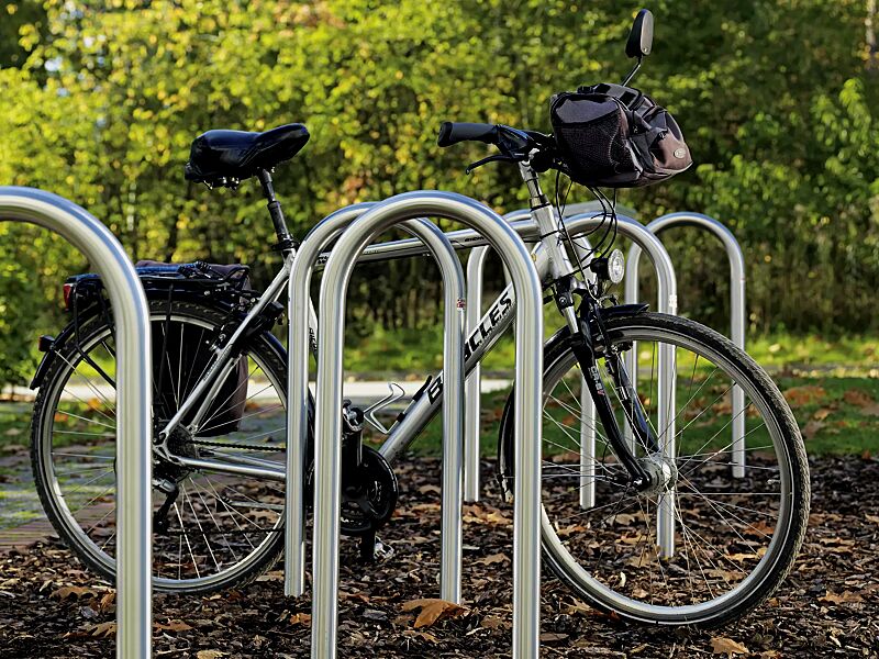 anlehnbuegel-oklahoma__shoKAT0038320 Anlehnbügel OKLAHOMA zum Einbetonieren, Edelstahl