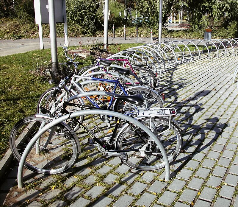 Anlehnbügel RADIUS zum Einbetonieren