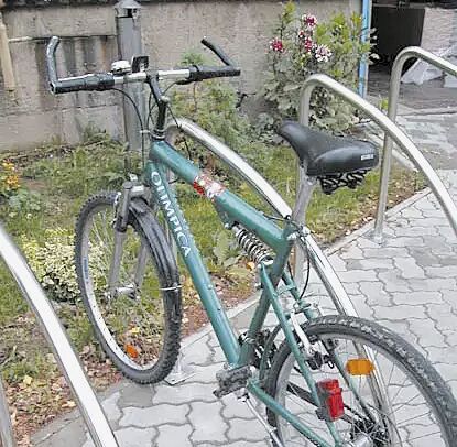 Detail: Anlehnbügel