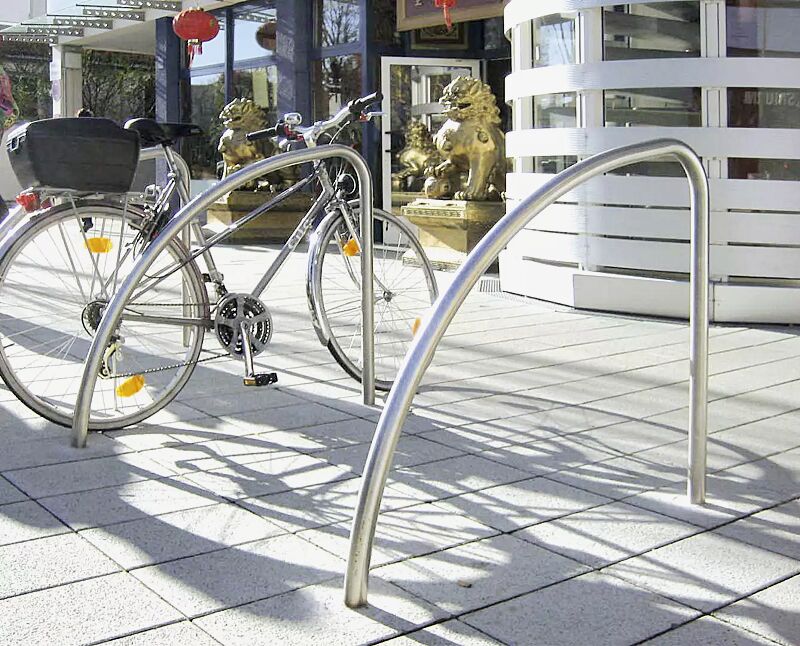 Anlehnbügel SACRAMENTO zum Einbetonieren, feuerverzinkt