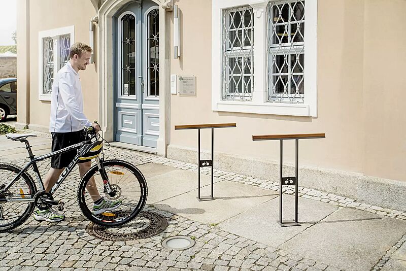 Anlehnbügel SOHA zum Aufdübeln, in RAL 7016 anthrazitgrau