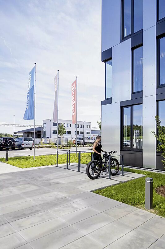 anlehnbuegel-utah__shoKAT0069904 Anlehnbügel UTAH ohne Quersteg, zum Einbetonieren, in RAL 7016 anthrazitgrau