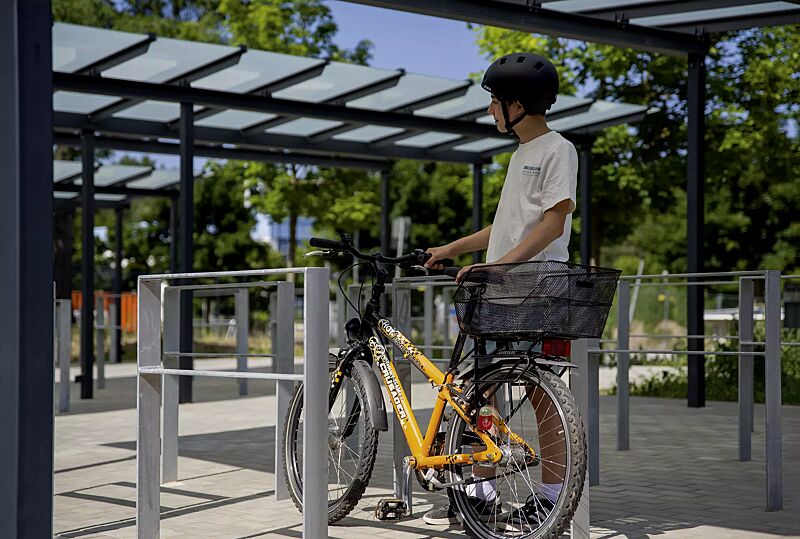 anlehnbuegel-utah__shoKAT0076902 Anlehnbügel UTAH mit Quersteg, zum Einbetonieren, feuerverzinkt