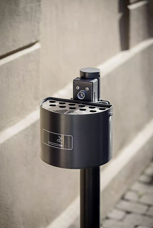 ascher-kerry__shoKAT0077106 Halbrundascher KERRY ohne Schutzdach, zur Pfostenbefestigung, in RAL 7016 anthrazitgrau