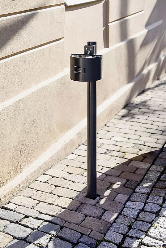 ascher-kerry__shoKAT0077107 Halbrundascher KERRY ohne Schutzdach, zur Pfostenbefestigung, in RAL 7016 anthrazitgrau