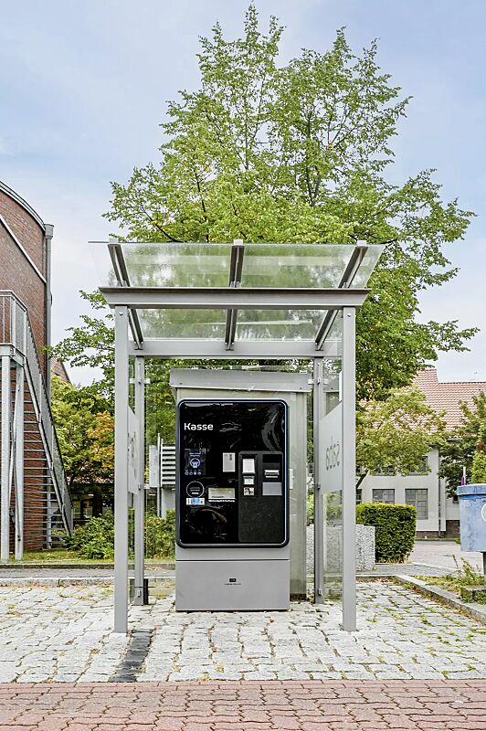 Automatenüberdachung PEGASUS, Dachbreite x Dachtiefe 1800 mm x 2000 mm, mit Rück- und Seitenwände ESG, Klarglas, Scheibendekor bauseits, Stahlkonstruktion in RAL 9007 graualuminium