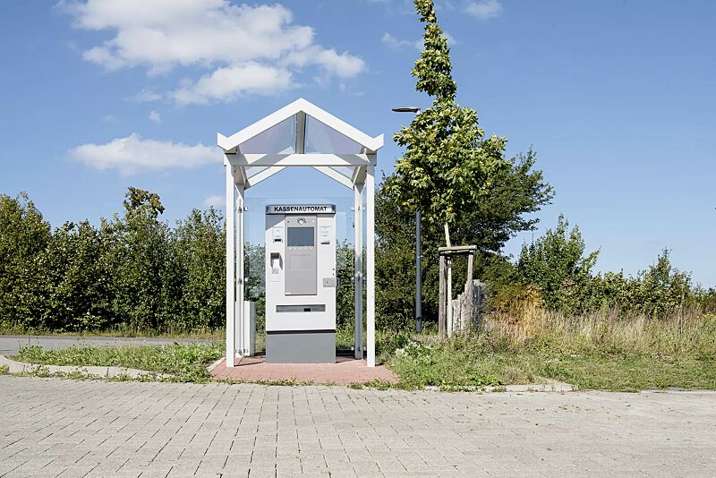 Automaten-Überdachung TANGENTA, Dachbreite x Dachtiefe 1700 mm x 2000 mm, Rück- und Seitenwände ESG, Klarglas, Stahlkonstruktion in RAL 7035 lichtgrau