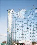 ballfang-anlage-brasilia__shoKAT0008890 Netzaufhängung mit Stahlseilen