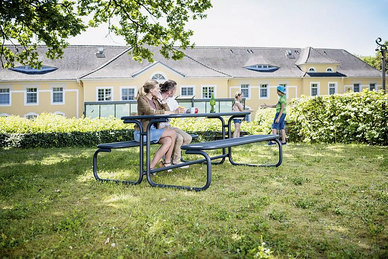 Bank-Tisch-Kombination CAMPO in RAL 7016 anthrazitgrau