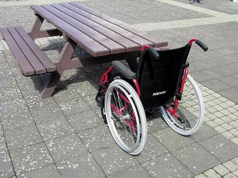 bank-tisch-kombination-common__shoKAT0012677