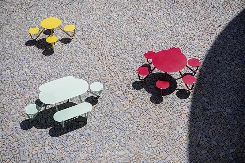 bank-tisch-kombination-orbit__shoKAT0068635 Bank-Tisch-Kombination ORBIT, verschiedene Ausführungen, in RAL 6019 weißgrün, RAL 1021 rapsgelb sowie 3020 verkehrsrot