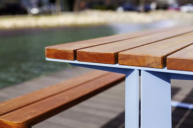 bank-tisch-kombination-rautster__shoKAT0061021 Detail: Jatobaholzbelattung