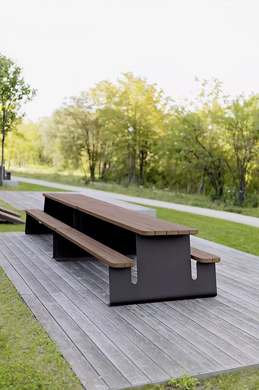 bank-tisch-kombination-waver__shoKAT0075854 Bank-Tisch-Kombination WAVER mit Hartholzbelattung, Stahlteile in RAL 7016 anthrazitgrau