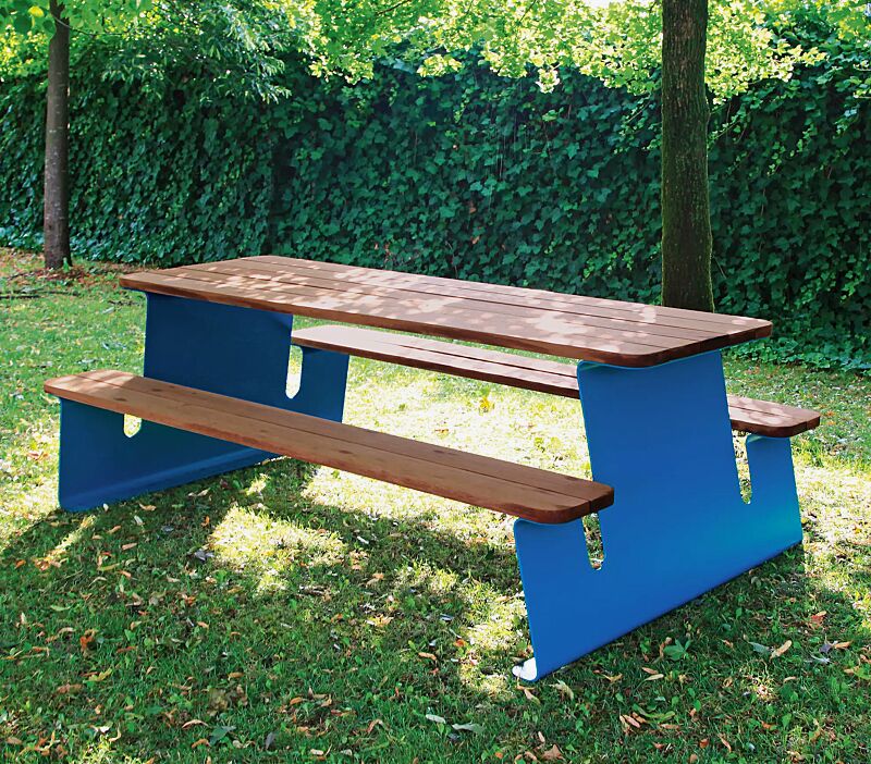 Bank-Tisch-Kombination WAVER mit Hartholzbelattung, Stahlteile in RAL 5010 enzianblau