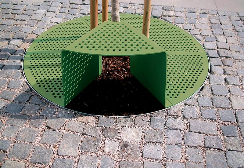 baumschutzrost-sinus__shoKAT0051542 Baumschutzrost SINUS mit 1 Sitz, Sitz ohne Kunststoffnoppen, in RAL 6010 grasgrün