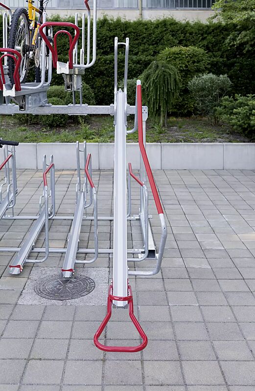 doppelstock-fahrradparksystem-flexhub__shoKAT0055239 Detail: Führungsschiene