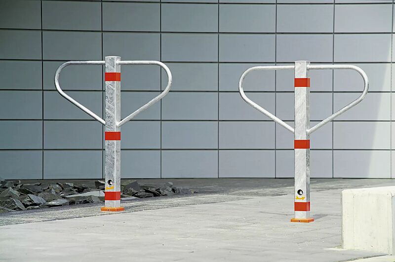 Durchgangssperre BARCELONA zum Einbetonieren mit Dreikantschloss