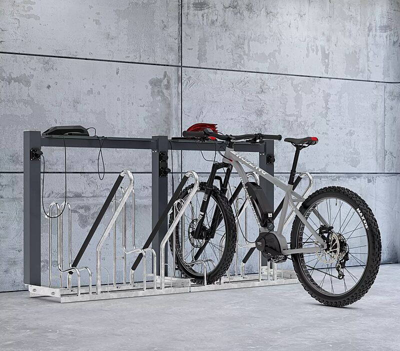 E-Bike-Ladestation IRVING POWER, Fahrradständer mit Lademodul für 4 Ladepunkte, mit  4 farbbeschichteten Ablageschalen