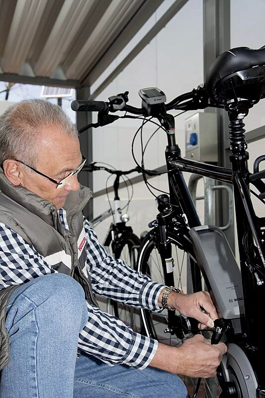 E-Bike-Ladestation MONEDA, Typ ETC 1000 mit LED-Anzeige