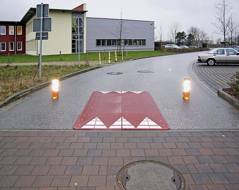 euronormkissen-nonza__shoKAT0059439 Euronormkissen NONZA, 8-teilig, in rotbraun