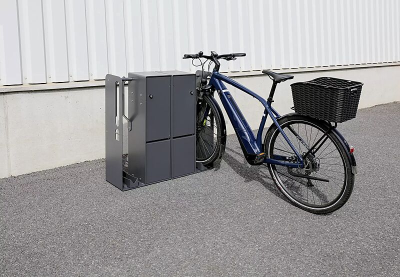 fahrrad-abstellanlage-velo-connector__shoKAT0069528 Fahrrad-Abstellanlage VELO-CONNECTOR mit Ladeschließfach, Radeinstellung links bzw. rechts, Münzpfandschloss, Stahlteile in RAL 7016 anthrazitgrau