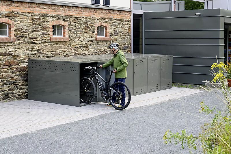fahrradgarage-lexington-new__shoKAT0071442 Fahrradgarage LEXINGTON NEW mit Giebeldach, 1 Grund und 5 Anbaueinheiten, Türanschlag DIN rechts, Münzpfandschloss, Stahlkonstruktion in RAL 7009 grüngrau