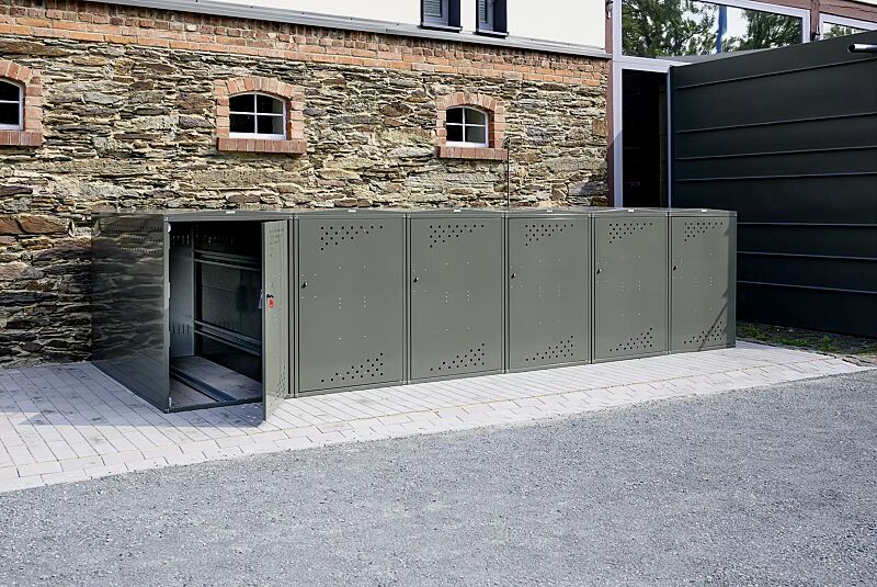 fahrradgarage-lexington-new__shoKAT0071450 Fahrradgarage LEXINGTON NEW mit Giebeldach, 1 Grund und 5 Anbaueinheiten, Türanschlag DIN rechts, Münzpfandschloss, Stahlkonstruktion in RAL 7009 grüngrau