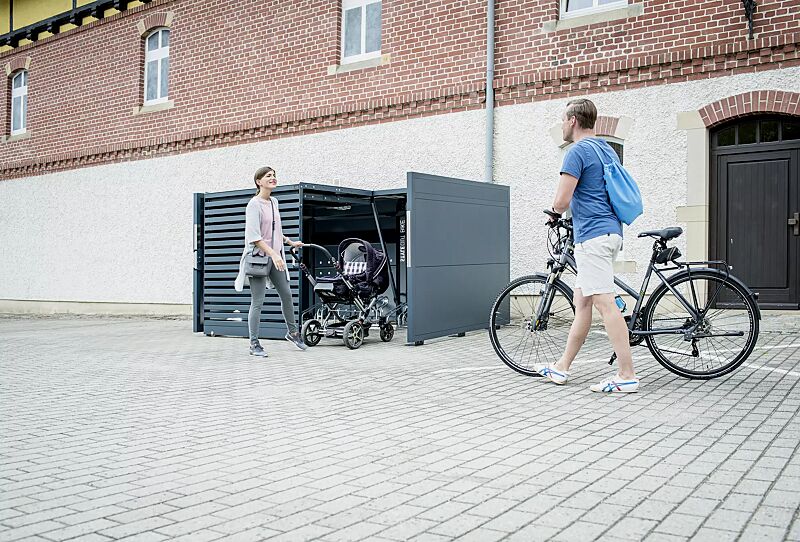 fahrradgarage-styleout-bike__shoKAT0057634 Fahrradgarage STYLEOUT® BIKE LINIS, Rück-, Seitenwände und Schiebetüren in RAL 7016 anthrazitgrau, Dach Aluminium eloxiert, mit Ablagefläche und Steckdosenleiste (Zubehör)