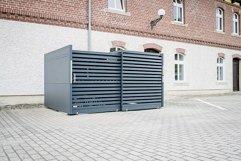 fahrradgarage-styleout-bike__shoKAT0057636 Fahrradgarage STYLEOUT® BIKE LINIS, Rück-, Seitenwände und Schiebetüren in RAL 7016 anthrazitgrau, Dach Aluminium eloxiert