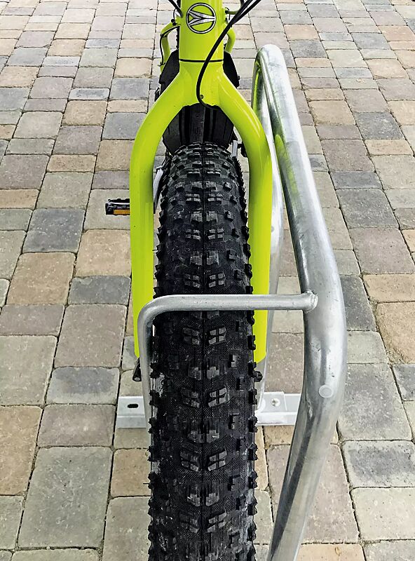 Detail: Fahrrad mit einer Reifenbreite von 108 mm