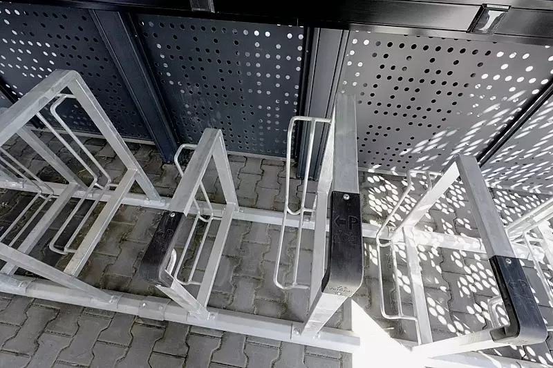 fahrradparker-kontur__shoKAT0077432 2 x Fahrradparker KONTUR einseitig, je 4 Stellplätze