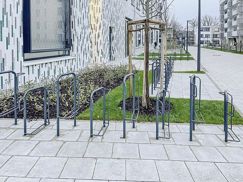 Fahrradparker MISSOURI-LIGHT einseitig 90°, tief / hoch, zum Aufdübeln bei -250 mm, in RAL 7012 basaltgrau