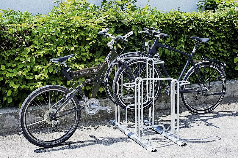 fahrradparker-tacoma__shoKAT0072553 Reihenparker TACOMA doppelseitig 90°, tief / hoch, zum Aufdübeln bei +/- 0 mm, 4 Stellplätze, feuerverzinkt