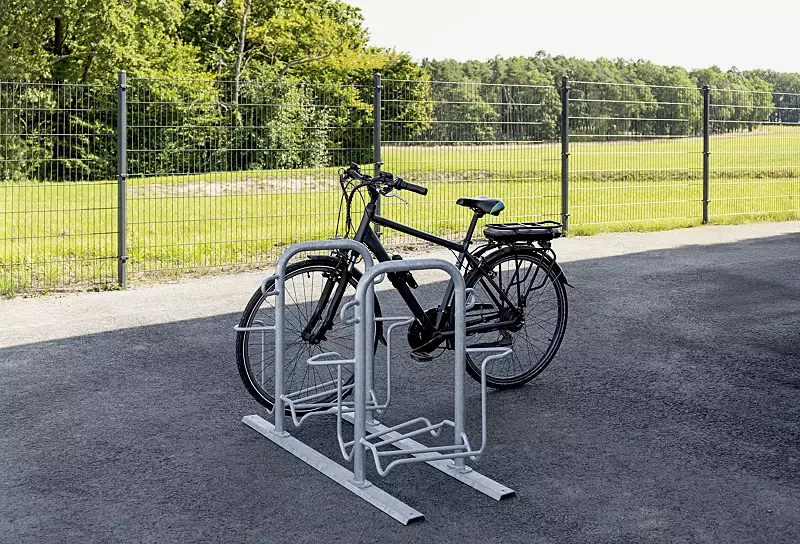 Fahrradparker ZIROS, doppelseitig 90°, tief / tief, Radabstand 600 mm, zum Aufdübeln bei +/- 0 mm, feuerverzinkt