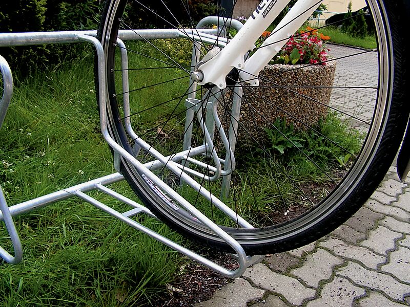 Fahrradständer MADISON, zum Einbetonieren, 5 Stellplätze