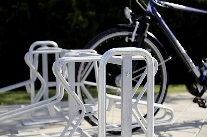 Fahrradständer MADISON, zum Aufdübeln, 8 Stellplätze