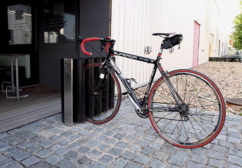 fahrradstaender-meandre__shoKAT0051567 Fahrradständer MEANDRE, Edelstahl