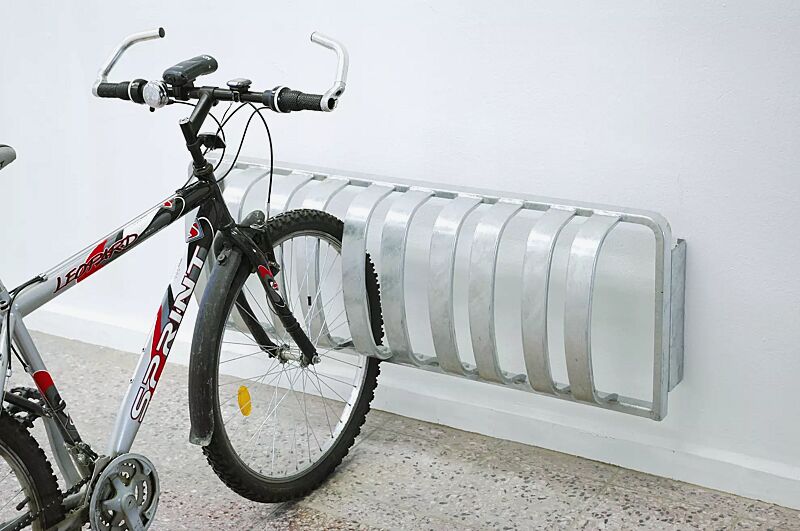 fahrradstaender-tour__shoKAT0041157 Fahrradständer TOUR zur Wandbefestigung, 3 Stellplätze, feuerverzinkt