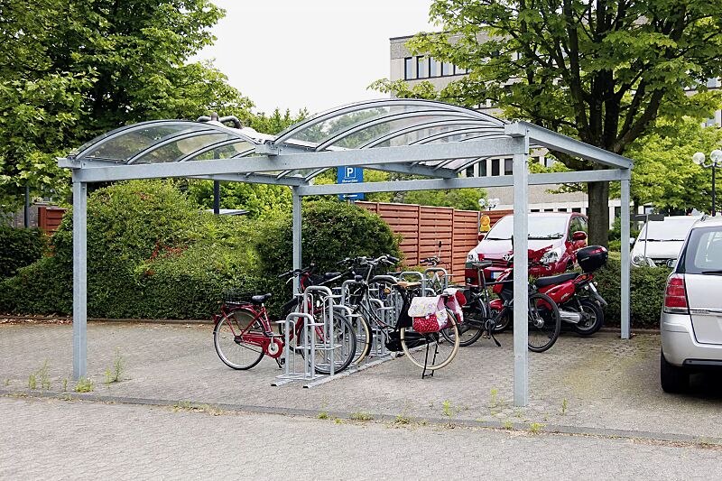 Fahrradüberdachung KALLISTO, Dachbreite x Dachtiefe 5120 mm x 5000 mm, mit Fahrradparker MISSOURI, Stahlkonstruktion feuerverzinkt
